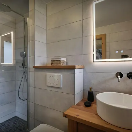 Skadi - Ovo Network Chalet Essert-Romand